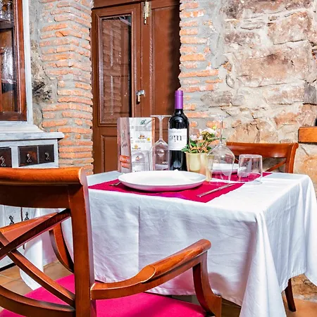 Guest house Santa Marina 2*